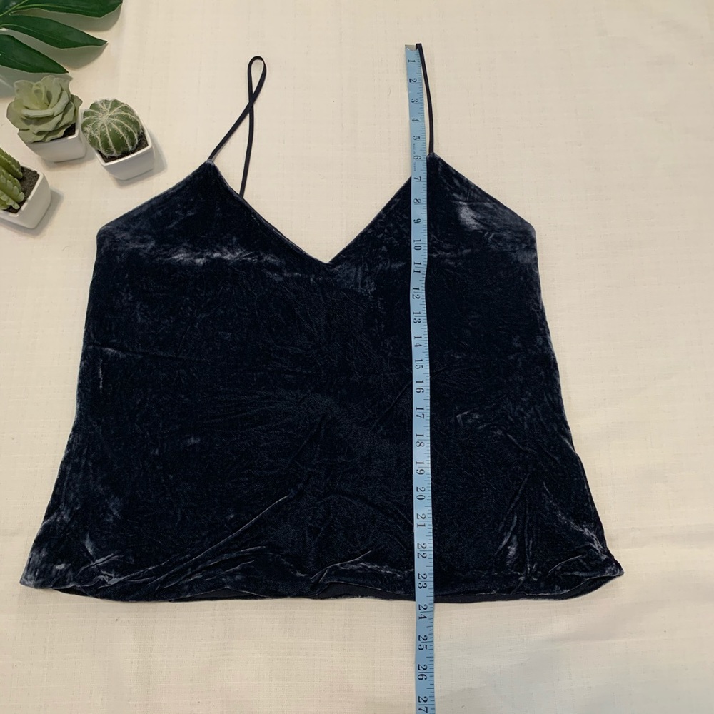 Intermix velvet tank top - Picture 7 of 8